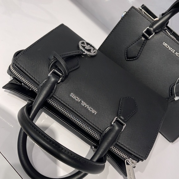 Michael Kors Sheila Small Center Zip Satchel Shoulder Crossbody Bag 
Black - Picture 10 of 13